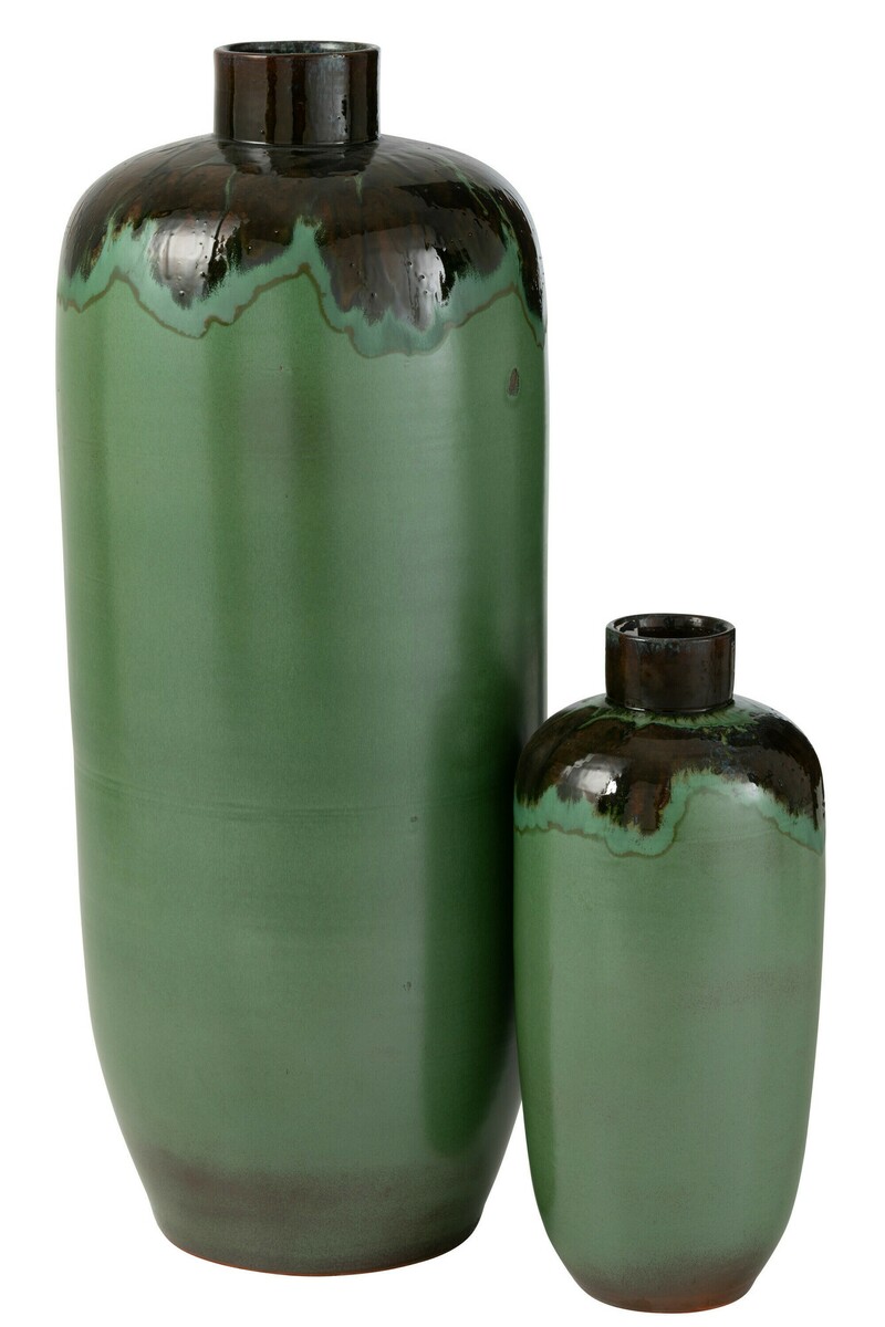 Kolekcja zielonych ceramicznych wazonów