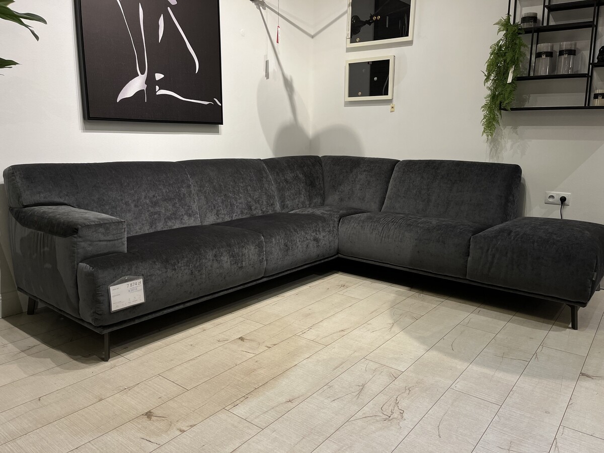 Wygodna sofa narożna